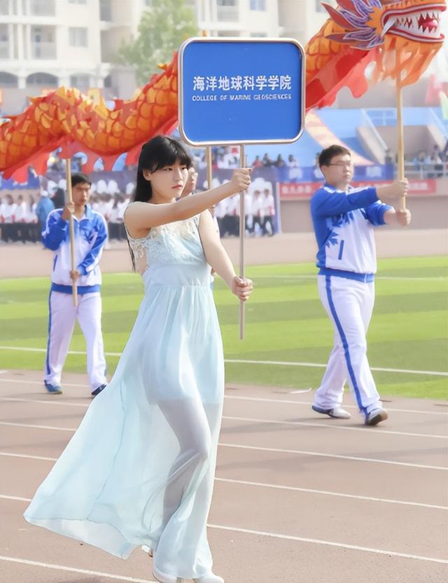 四岁小女孩学什么舞蹈最好,小女生学什么舞蹈好