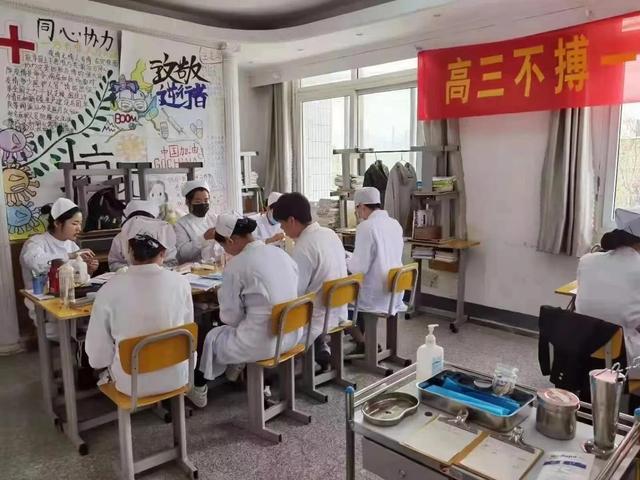 男孩子学什么技术最好以后有发展,男孩学点啥技术实用